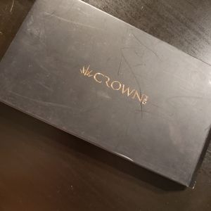 Crown Pro Pallette
